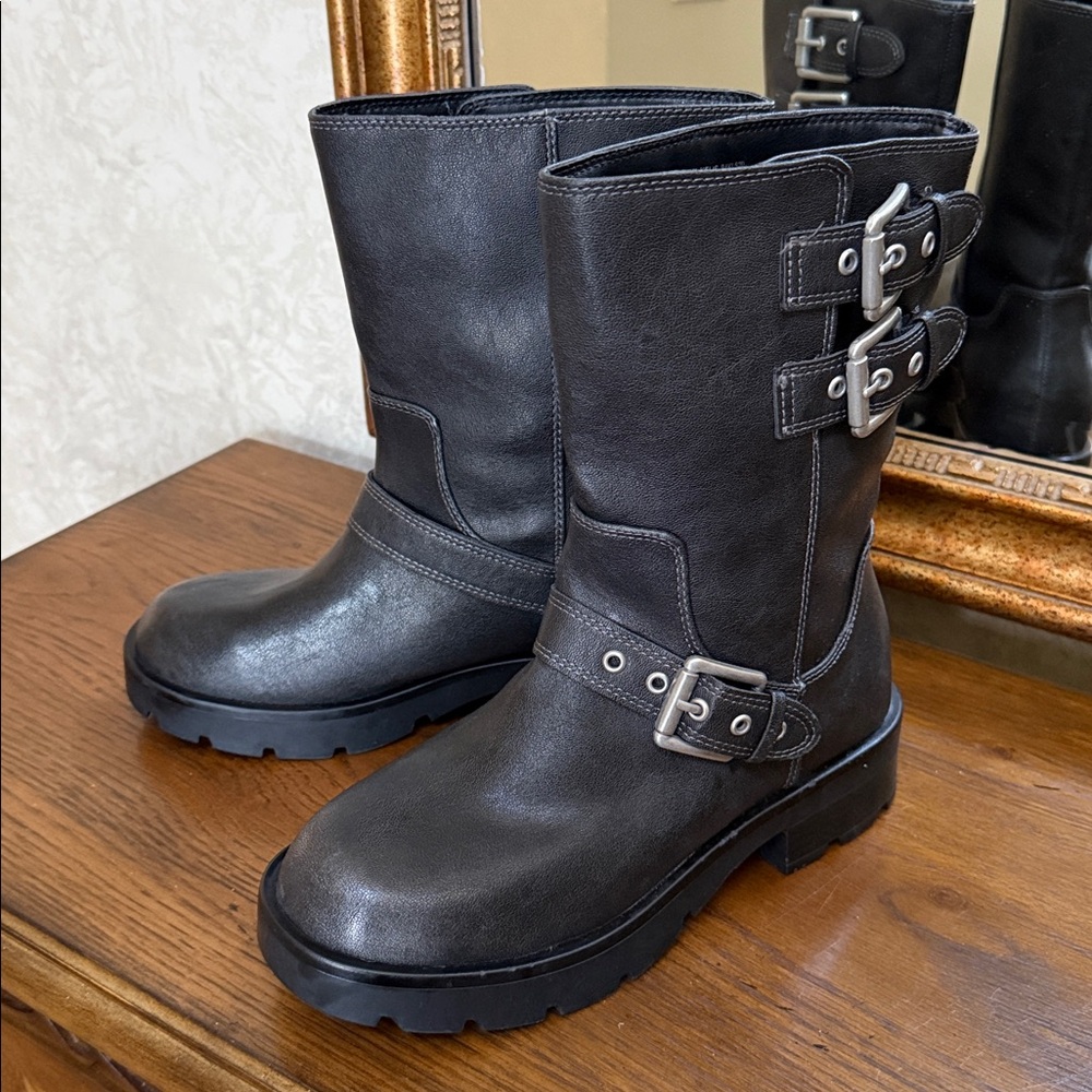 Sincerly Jules Black Buckle Combat Moto Boots. Size 6.5.